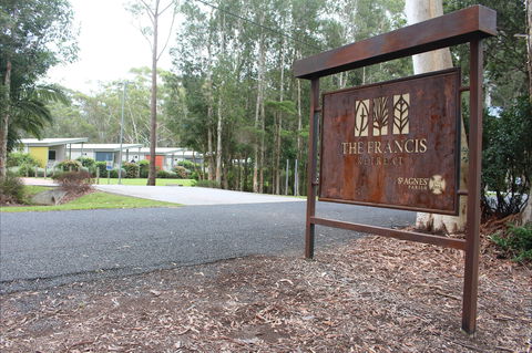 The Francis Retreat - Bonny Hills - Accommodation Gold Coast 0