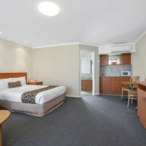 Thunderbird Motel - Accommodation Gold Coast 1