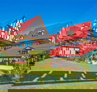 Village Family Motor Inn - Accommodation Gold Coast