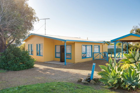 26 Aldam Avenue - Goolwa Beach - Accommodation Gold Coast 0