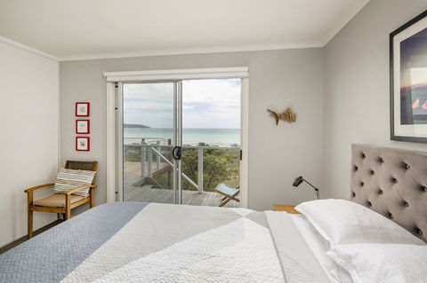 Alchemy On Island Beach - Accommodation Gold Coast 1