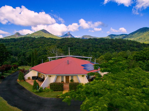 A View Of Mount Warning Bed And Breakfast - Accommodation Gold Coast 1