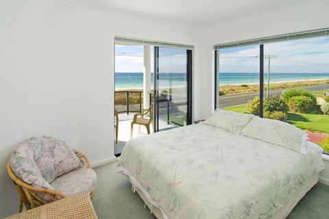 Bayside Beauty - Accommodation Gold Coast 2