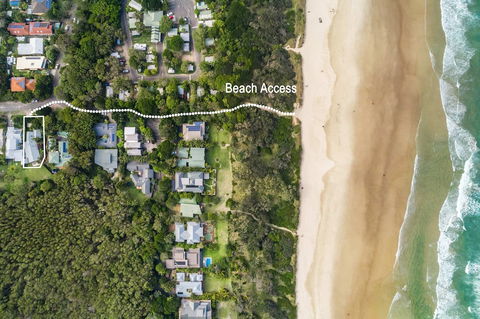 Beachwood - 1 Gold Coast 2