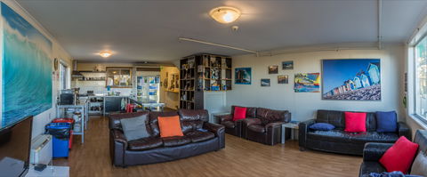 Bells Beach Backpackers - Accommodation Gold Coast 2