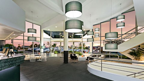 Best Western Plus Apollo International Hotel - Accommodation Gold Coast 1