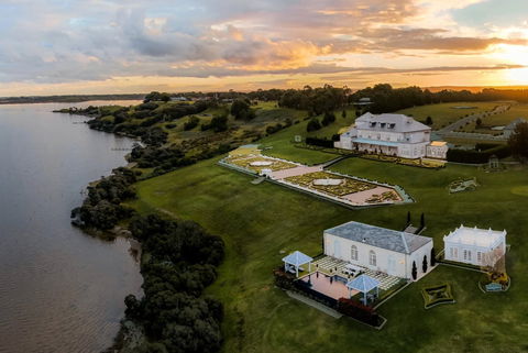 Campbell Point House - Accommodation Gold Coast 0