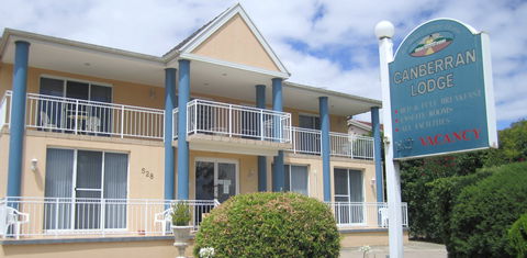 Canberran Lodge - Accommodation Gold Coast 0