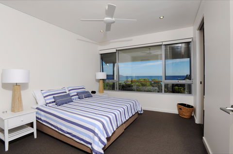 Cassini Beach House - Accommodation Gold Coast 2