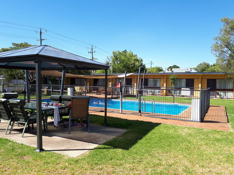 Cootamundra Gardens Motel - Accommodation Gold Coast 1