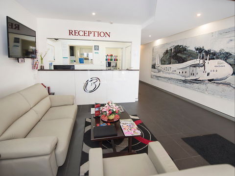 Curtis Central Apartments - Accommodation Gold Coast 1
