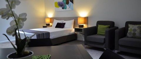 EconoLodge Beachside Motel - Accommodation Gold Coast 1