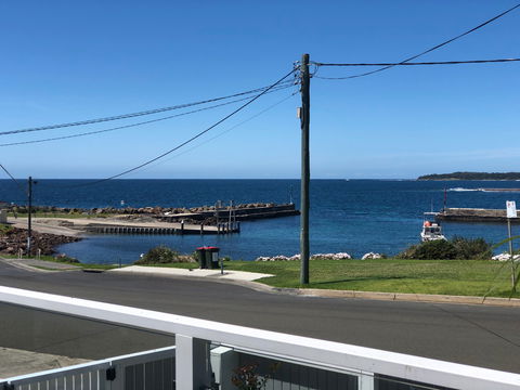Escape At The Harbour - Accommodation Gold Coast 0