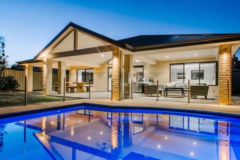 Fairways - Accommodation Gold Coast 0