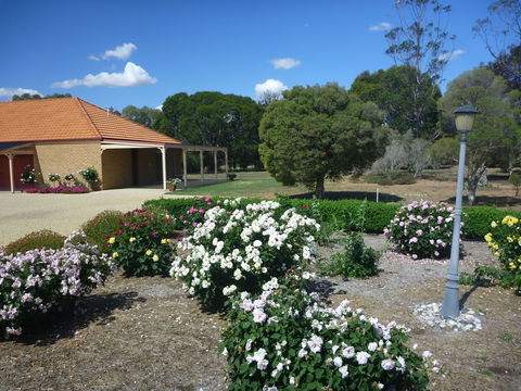 Fairways Bed And  Breakfast At Jerilderie - Accommodation Gold Coast 2
