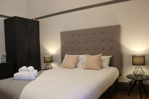 Guildford Hotel - Accommodation Gold Coast 0