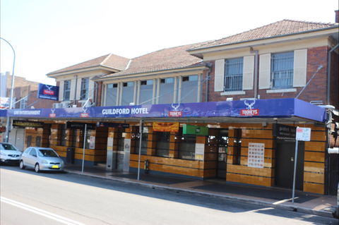 Guildford Hotel - Accommodation Gold Coast 2