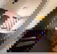 Hillston Backpackers - Accommodation Gold Coast