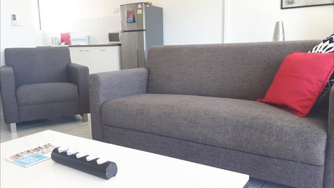 Jadran Motel And El Jays Holiday Lodge - Accommodation Gold Coast 1