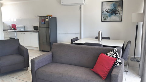 Jadran Motel And El Jays Holiday Lodge - Accommodation Gold Coast 2