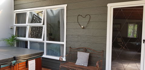 Kiwarrak Country Retreat - Accommodation Gold Coast 0