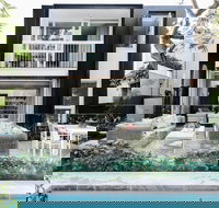 Luxico - Harbourside Retreat - Accommodation Gold Coast