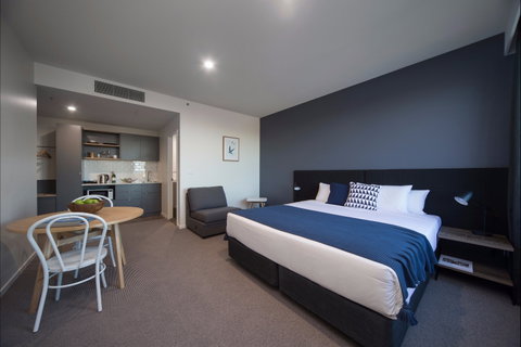 Mantra MacArthur Hotel - Accommodation Gold Coast 2