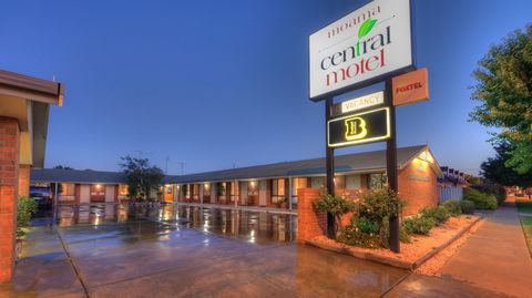 Moama Central Motel - 1 Gold Coast 0
