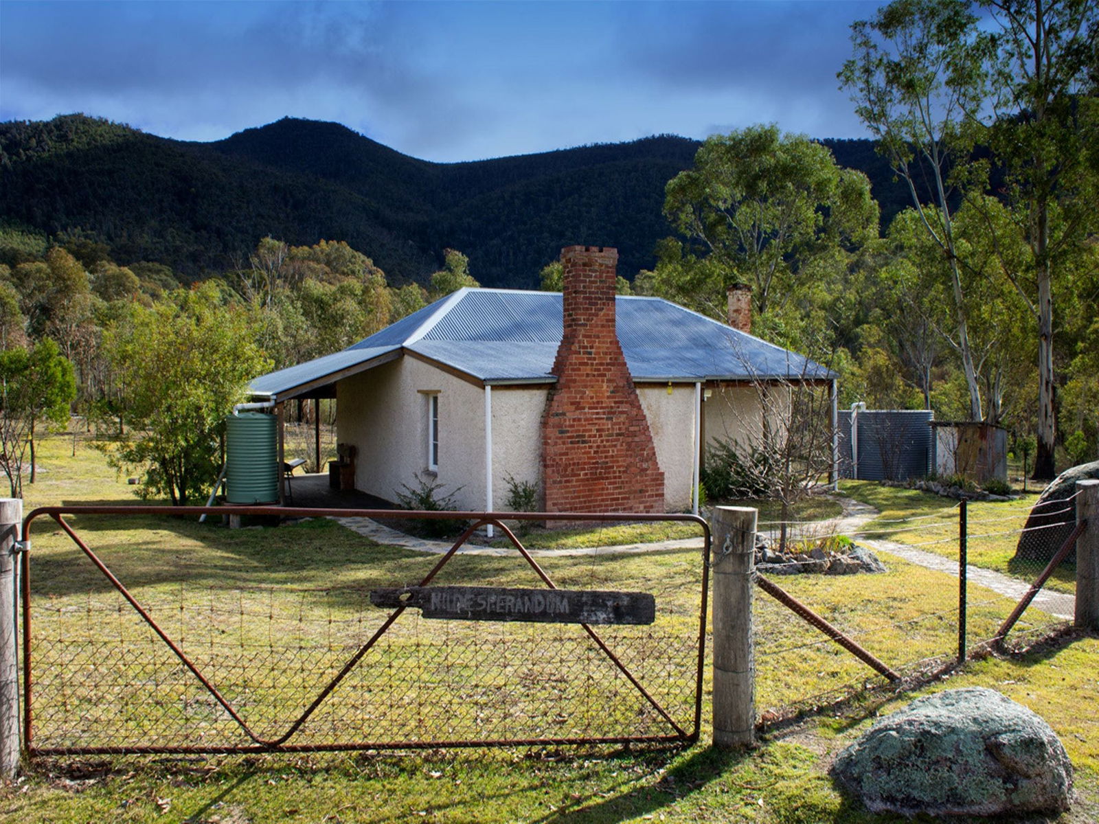 Tidbinbilla ACT Gold Coast 4U