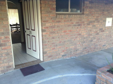 Paradise Lakes Motel - Accommodation Gold Coast 1