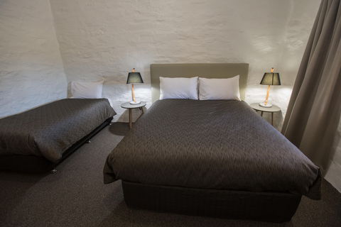 Paxton Square Cottages - Accommodation Gold Coast 2