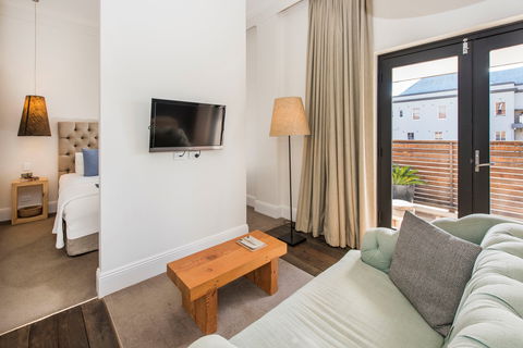 Perry Street Hotel - Accommodation Gold Coast 2