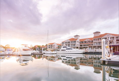 Ramada By Wyndham Hope Harbour - Accommodation Gold Coast 0