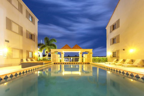 Ramada By Wyndham Hope Harbour - Accommodation Gold Coast 2