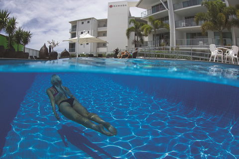 Ramada Hotel & Suites Ballina - Gold Coast 4U 1