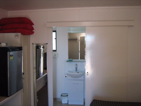 Rest Easi Motel - Accommodation Gold Coast 1