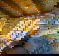 The Burrow at Wombat Bend Bed and Breakfast - Accommodation Gold Coast