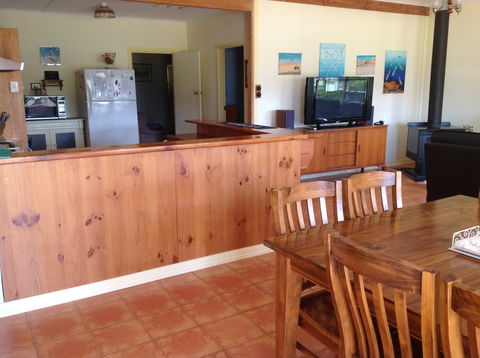 The Palms - House Only - Accommodation Gold Coast 2