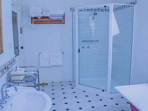 The Duck House - Accommodation Gold Coast 1