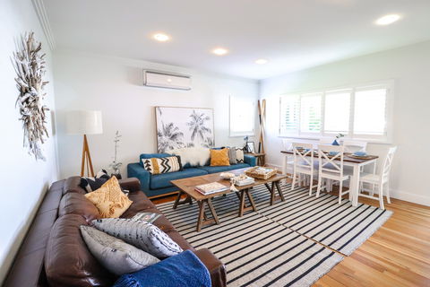 The Lakehouse At Raffetys Resort - Accommodation Gold Coast 0