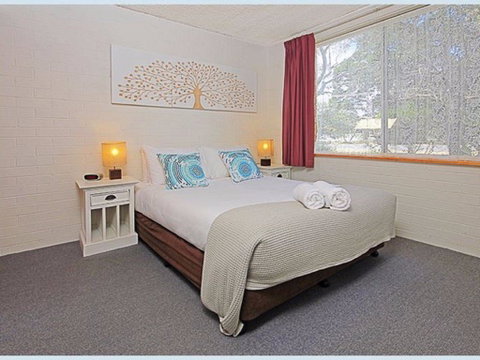 The Lodge Broulee - Accommodation Gold Coast 0