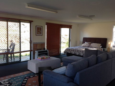 Tibuc Gardens Cottage - Accommodation Gold Coast 2
