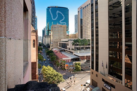 ULTIQA Rothbury Hotel - Gold Coast 4U 1