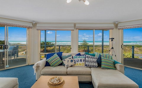 208 Surfers Pde - Accommodation Gold Coast 0
