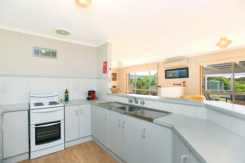34 Newell Avenue, Middleton - Accommodation Gold Coast 0