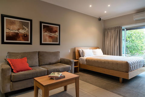 A MUSt @ Coonawarra - Accommodation Gold Coast 2