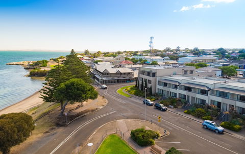 Aurora Ozone Hotel - Accommodation Gold Coast 1
