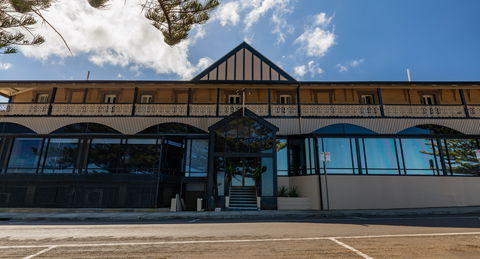 Aurora Ozone Hotel - Accommodation Gold Coast 2