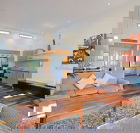 Beach Villa 17 East on Byron - Accommodation Gold Coast
