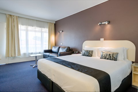 Best Western Zebra Motel - Accommodation Gold Coast 2